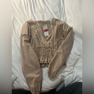 Women’s size M long sleeve casual shirt